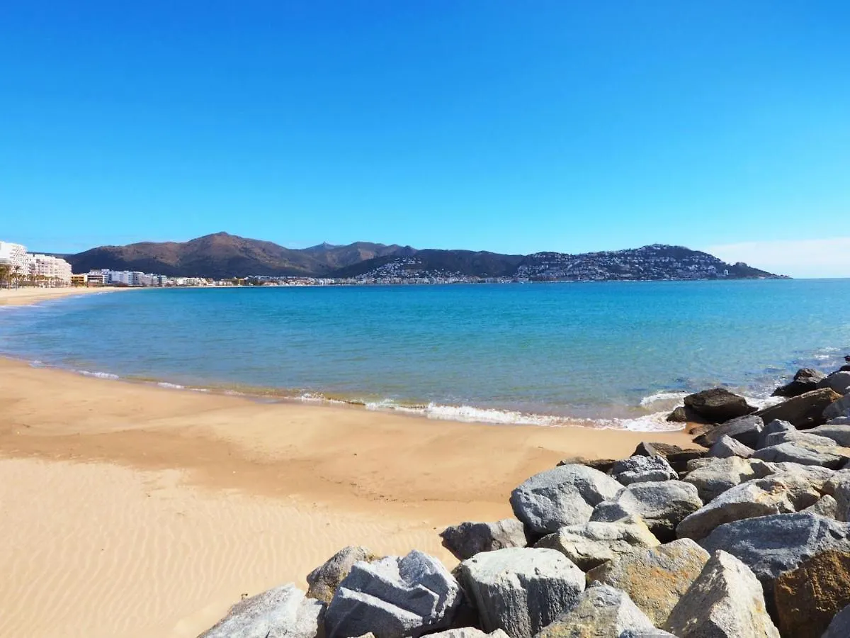Apartment Platja De Roses-11 By Interhome Spain